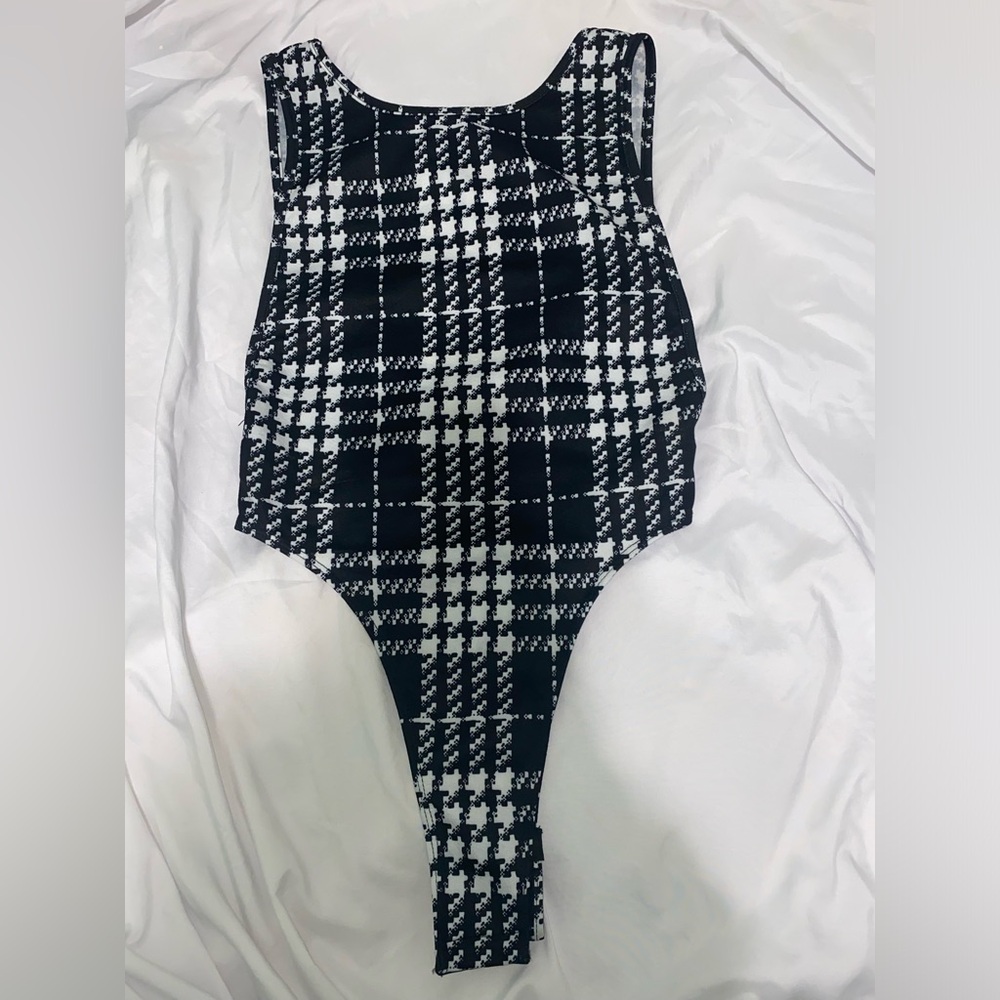 Shein | black and white | XS